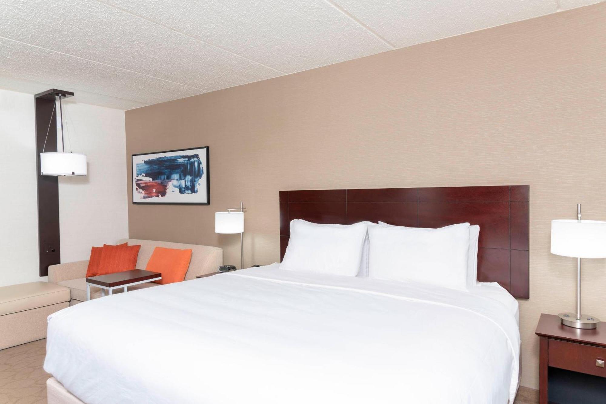 Delta Hotels By Marriott Kalamazoo Conference Center Zewnętrze zdjęcie